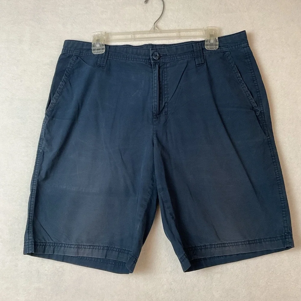 Columbia Sportswear Shorts Mens 34 Navy Blue Flat Front Chino Pockets